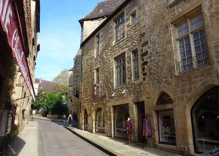 Walnut Sarlat-la-Canéda